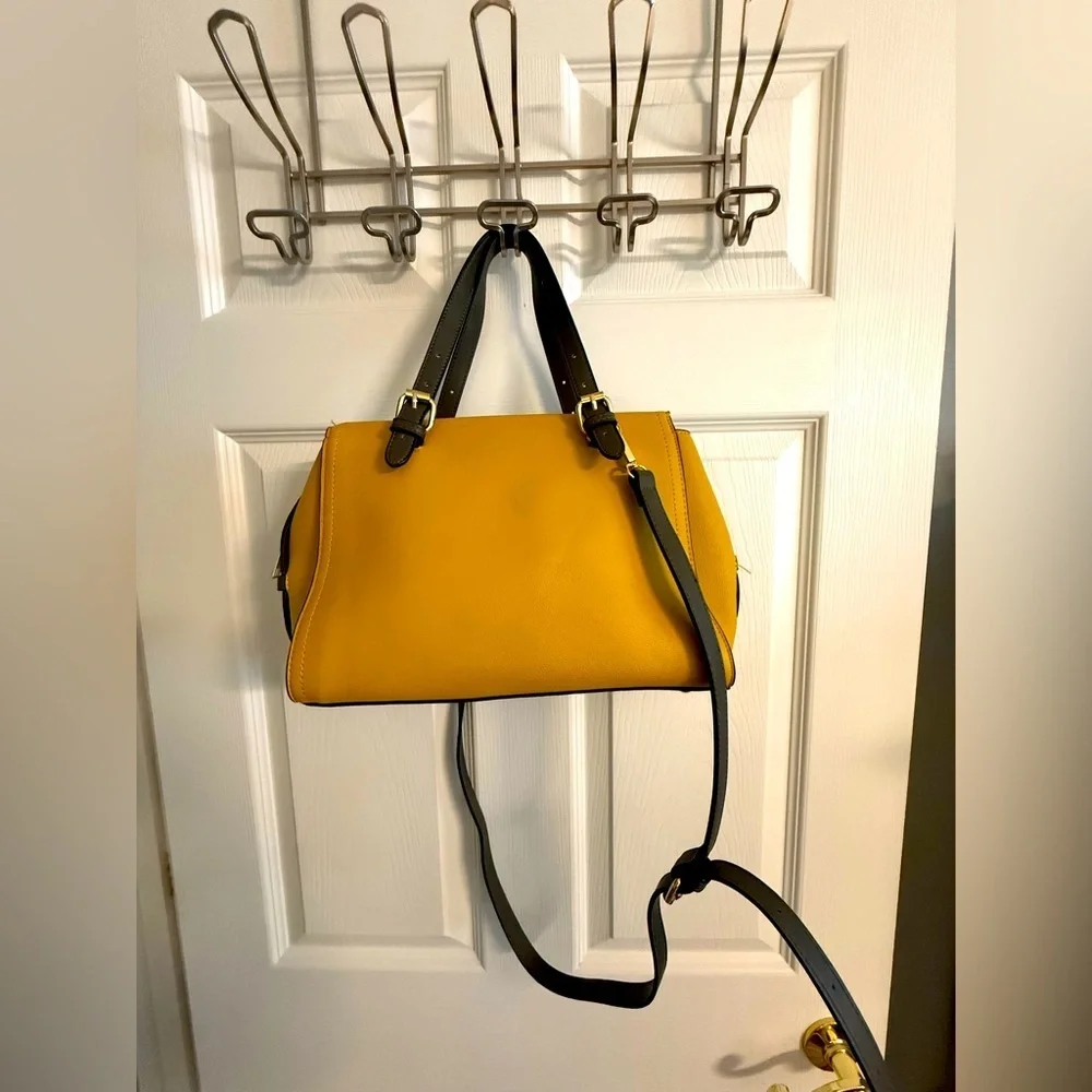 MIA chic mustard